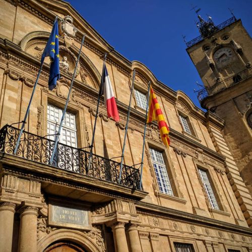 L'Hotel de Ville